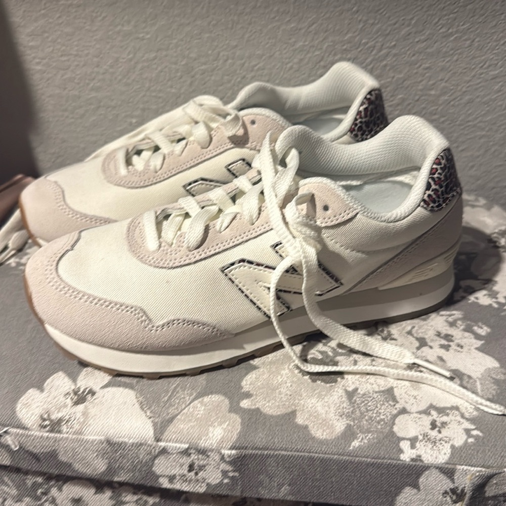 New Balance 515 Womens sneakers white and leopard